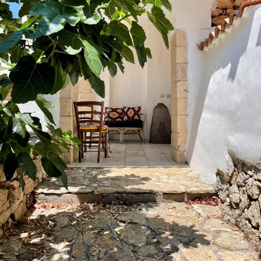 Casa Vacanze Capurre "Trulli E Pajare A Due Passi Dal Pizzo" Gallipoli Kültér fotó