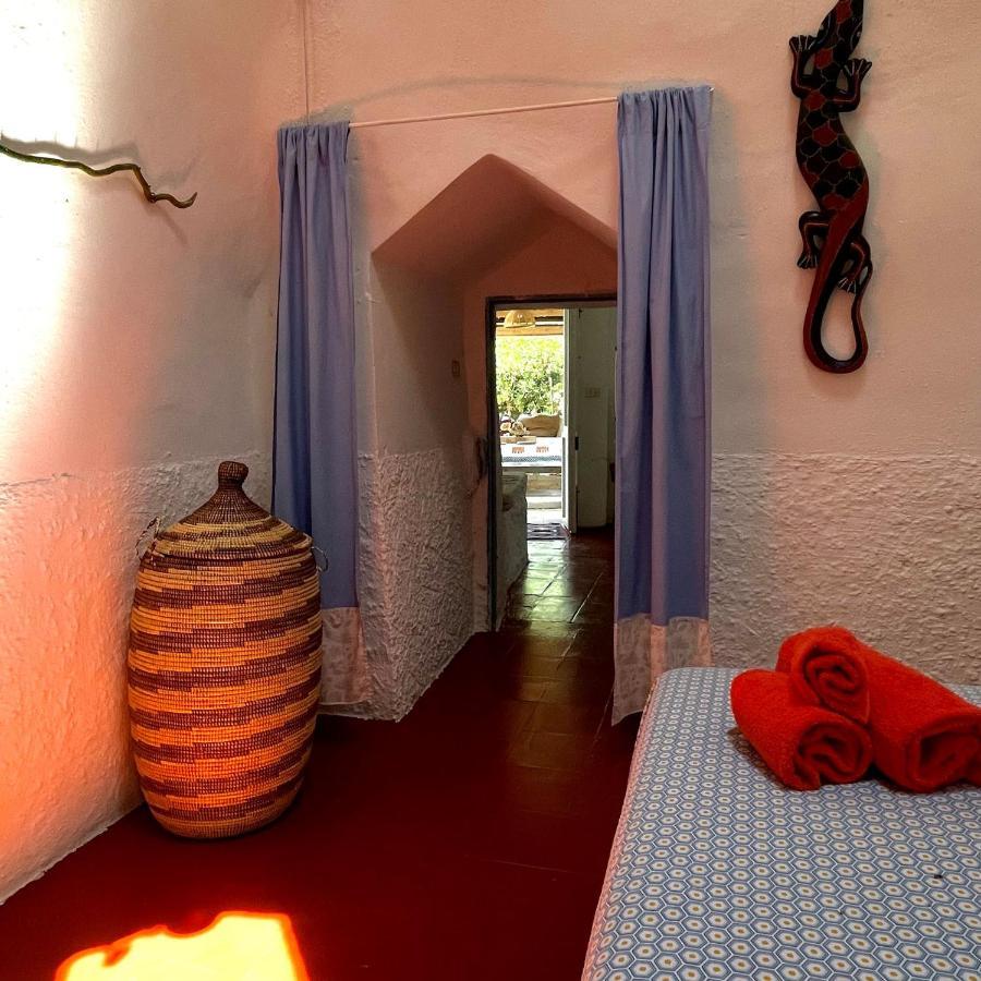 Casa Vacanze Capurre "Trulli E Pajare A Due Passi Dal Pizzo" Gallipoli Kültér fotó